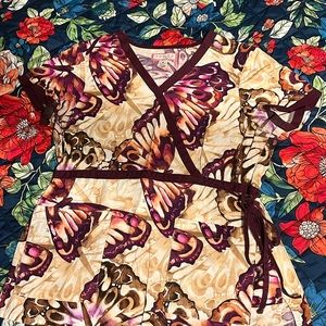 Women’s scrub top medium